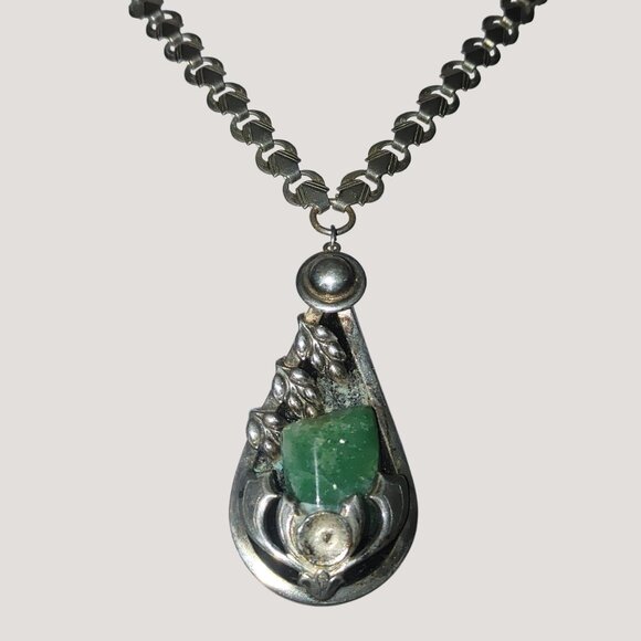 Vintage 925 Sterling Silver Necklace 16 inch Natural Jade 2 inch Floral Motif - Picture 1 of 8